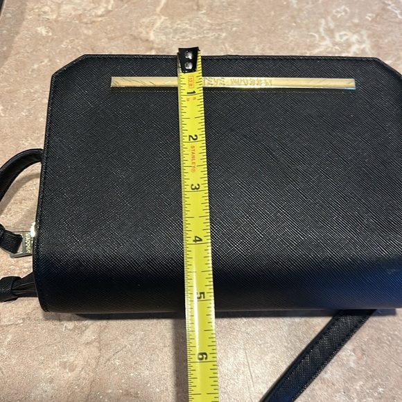 Steve Madden Crossbody Black Adjustable Strap - Picture 4 of 6